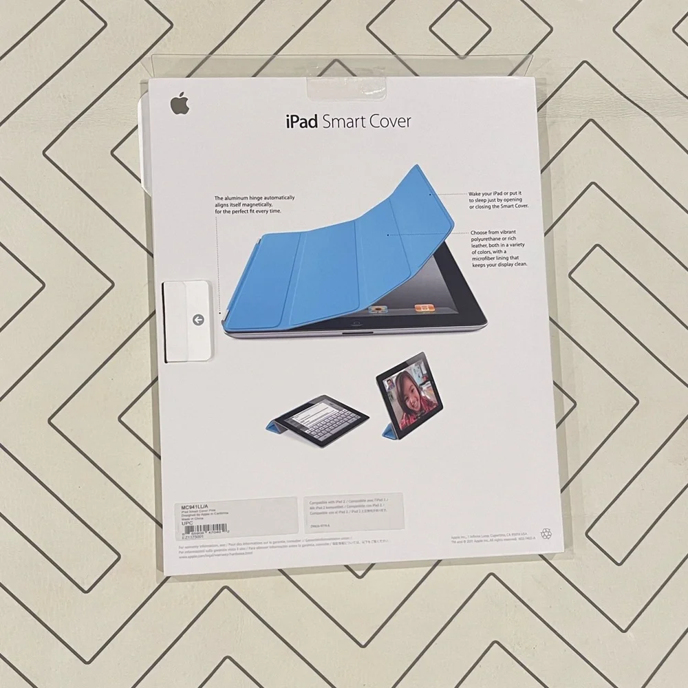 New Apple iPad 2 Smart Cover